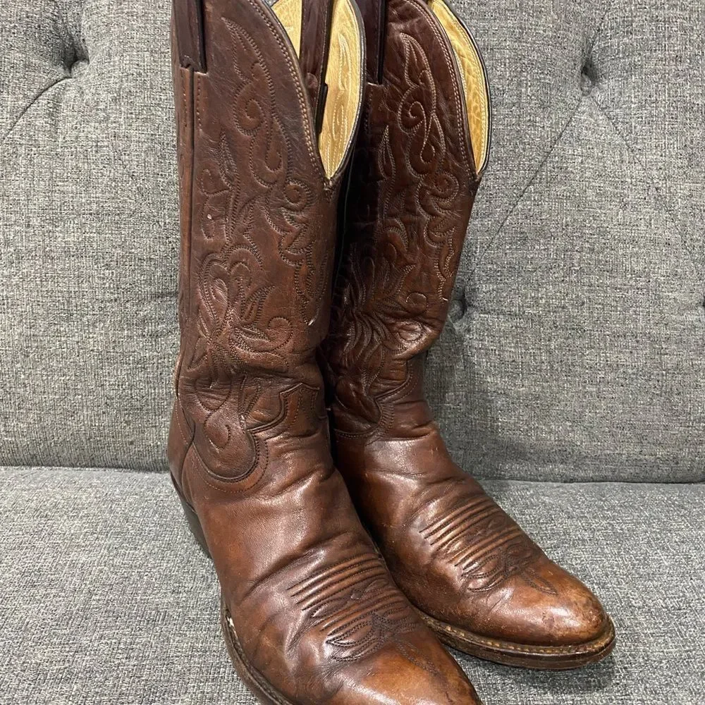 Justin Boots Embossed Brown Western Boots